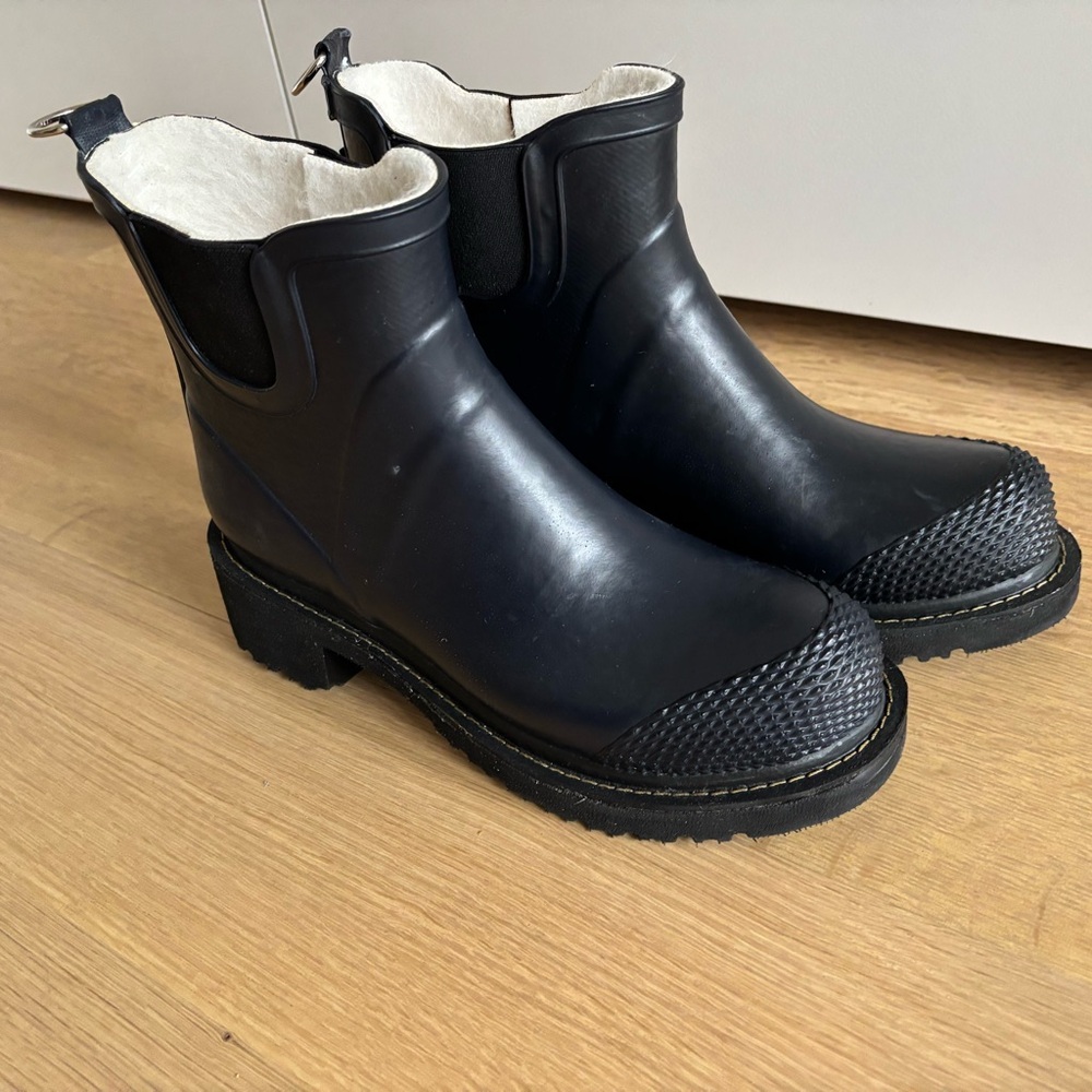 Black Ankle Boots